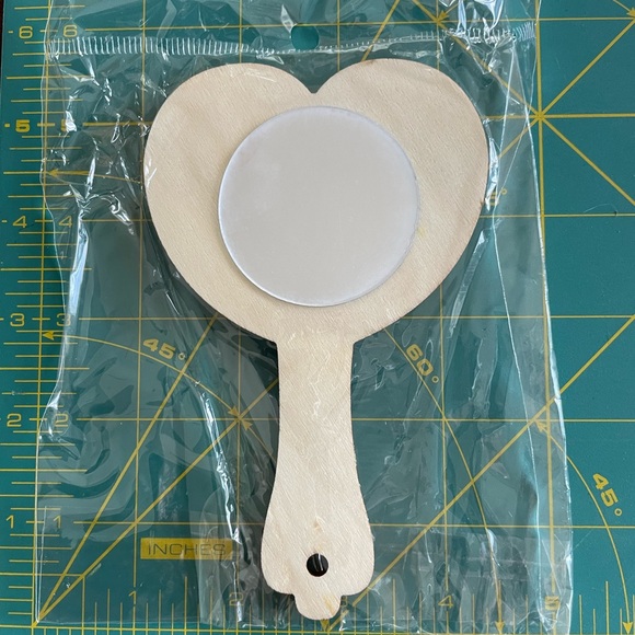 40 kids craft hand mirrors! Hearts! Butterflies! Flowers! - Picture 2 of 4